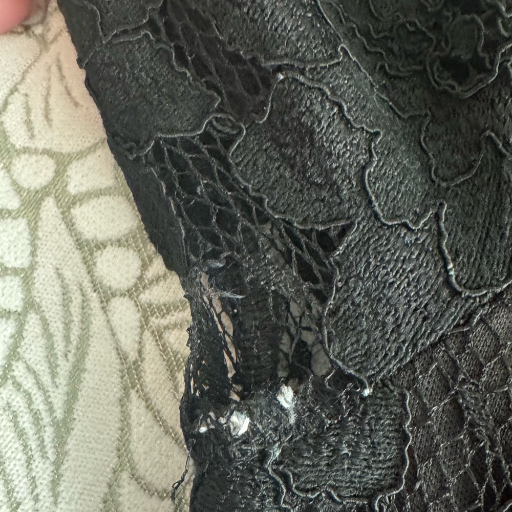 PrettyLittleThing - image 4